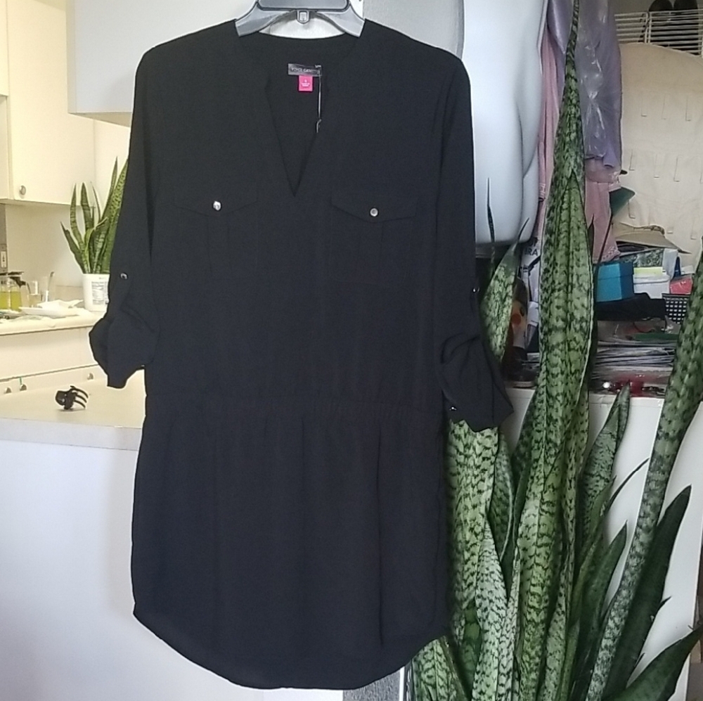 Vince Camuto Elegant Black Tunic